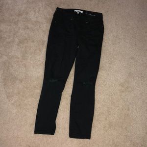 Henry & Belle black cropped/ripped skinny jeans 26